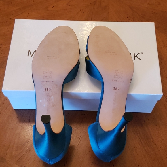 ♤ Manolo Blahnik Teal Satin Heels - Picture 6 of 8